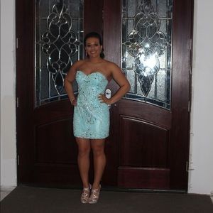 Alyce Paris short baby blue dress